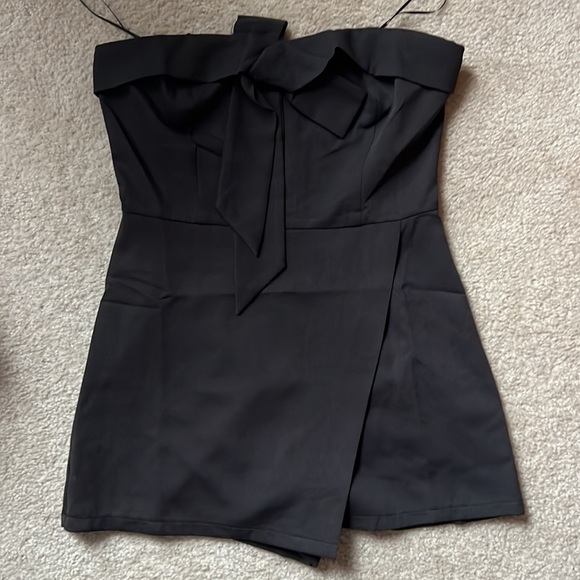 Bow front romper black - Black / Medium - Picture 7 of 10